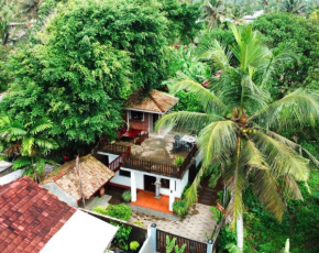 Hide Surf Hostel Madiha